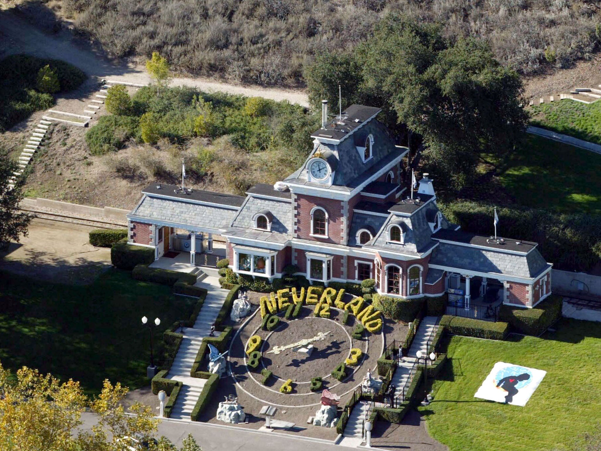 Neverland Ranch, a property once owned by Michael Jackson, is under threat of the Lake Fire